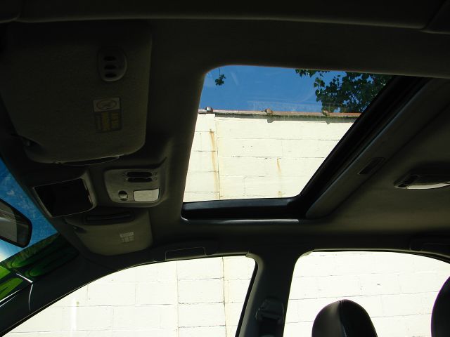 2000 Nissan Maxima SE