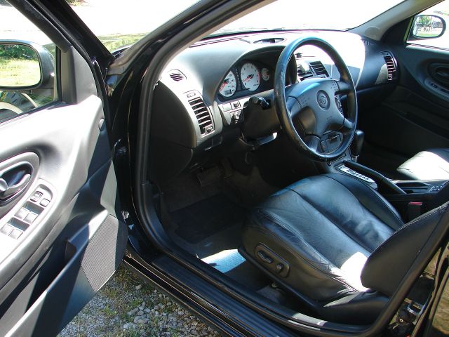 2000 Nissan Maxima SE
