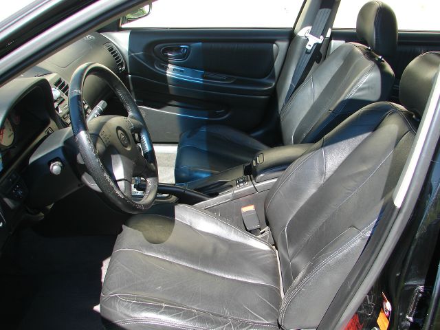 2000 Nissan Maxima SE