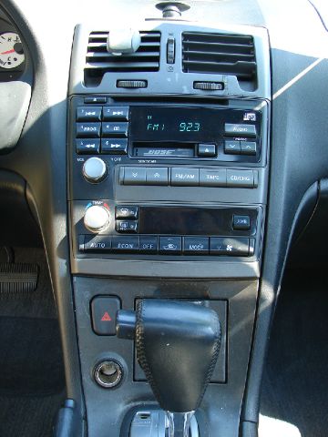 2000 Nissan Maxima SE