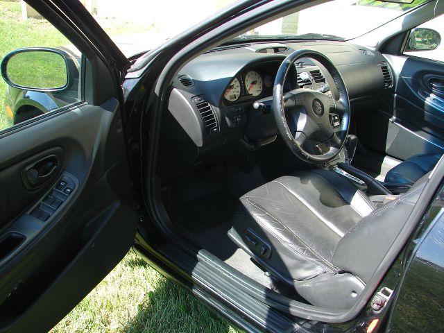 2000 Nissan Maxima SE