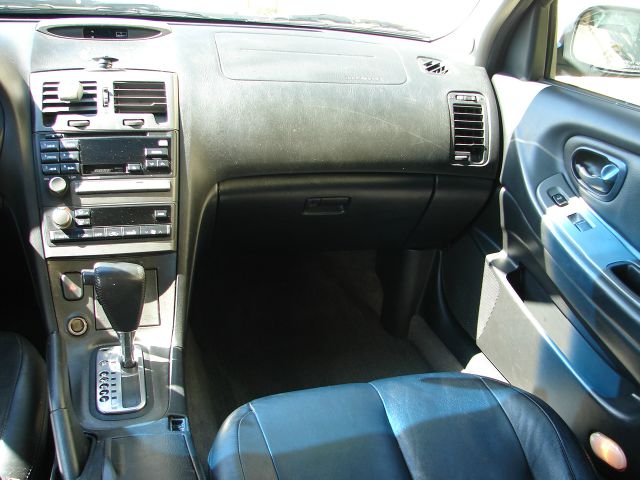 2000 Nissan Maxima SE