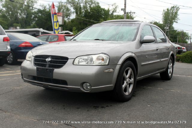 2000 Nissan Maxima G2500 Van