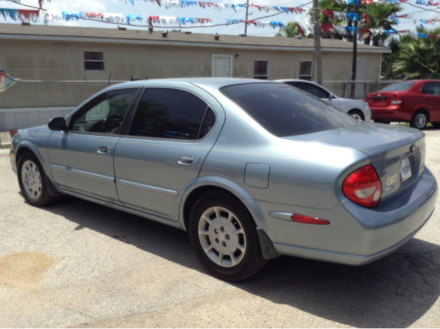 2000 Nissan Maxima 3.0 Quattro