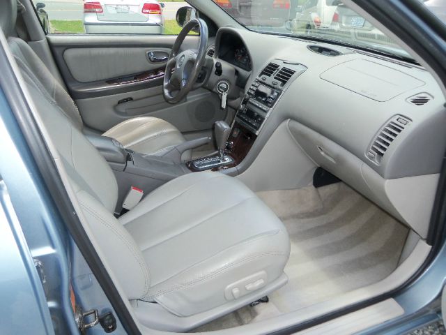 2000 Nissan Maxima 3.0 Quattro