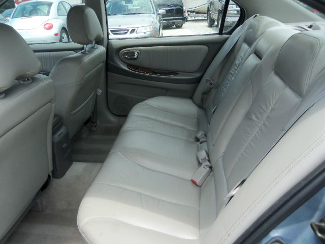 2000 Nissan Maxima 3.0 Quattro