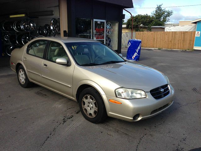 2000 Nissan Maxima 3.0 Quattro