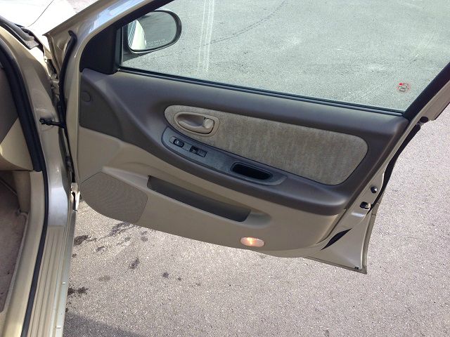 2000 Nissan Maxima 3.0 Quattro