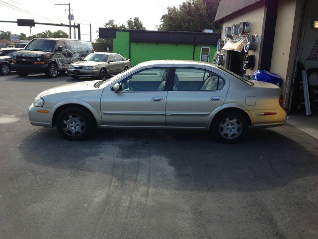 2000 Nissan Maxima 3.0 Quattro
