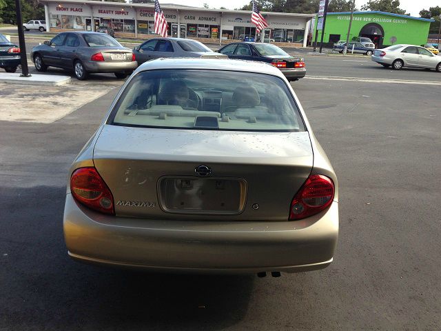 2000 Nissan Maxima 3.0 Quattro