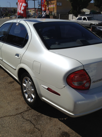 2000 Nissan Maxima 3.0 Quattro