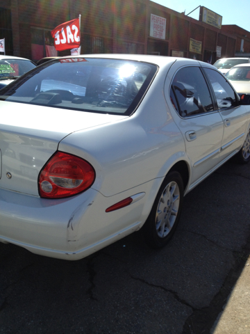 2000 Nissan Maxima 3.0 Quattro