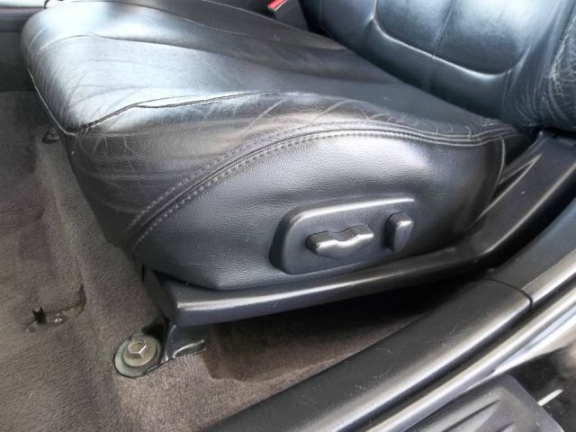 2000 Nissan Maxima SE