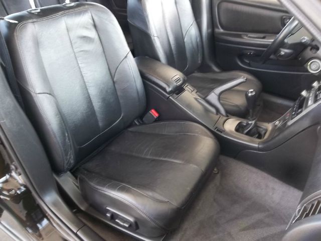 2000 Nissan Maxima SE