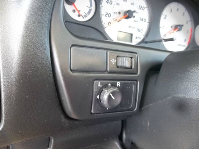 2000 Nissan Maxima SE