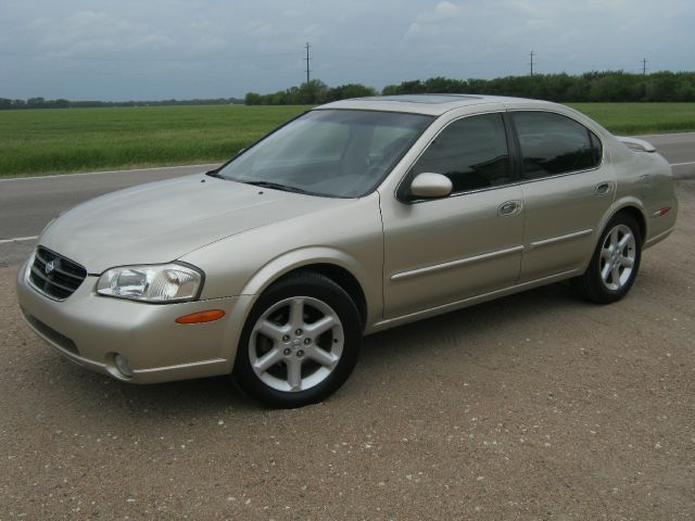 2000 Nissan Maxima 3.0 Quattro