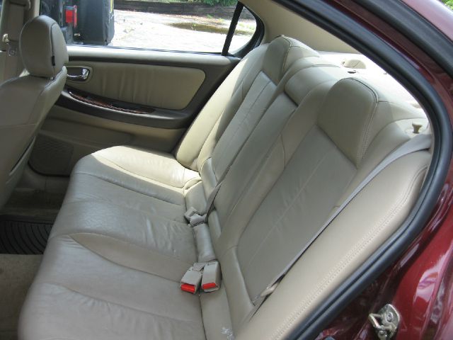 2001 Nissan Maxima 3.0 Quattro