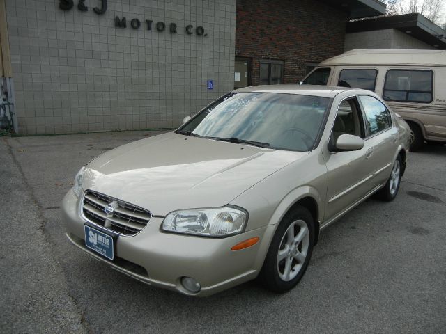 2001 Nissan Maxima SE