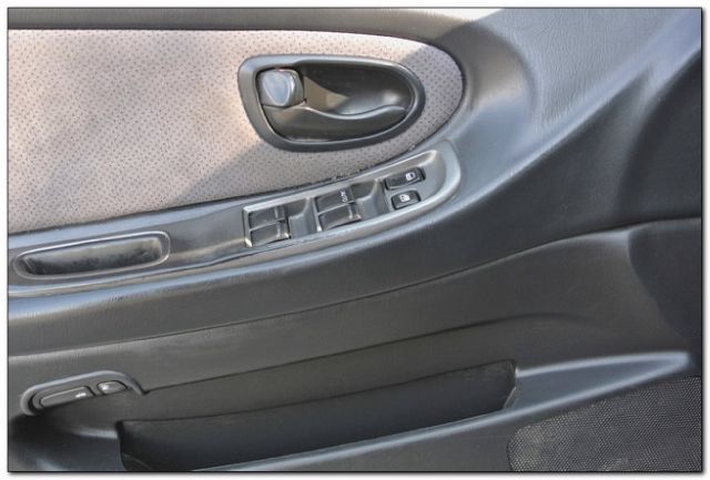 2001 Nissan Maxima SE