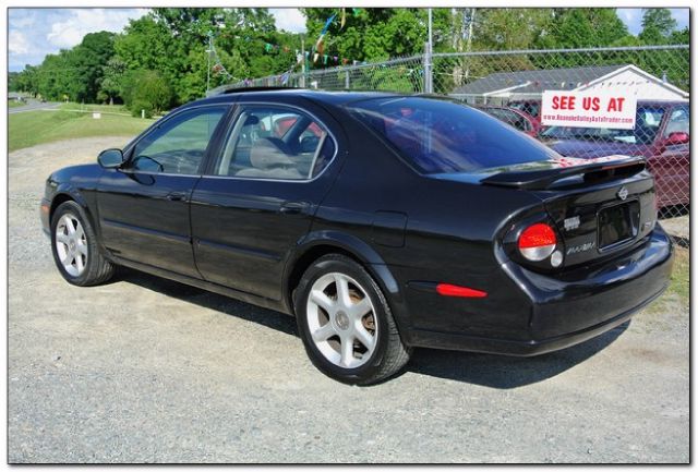 2001 Nissan Maxima SE