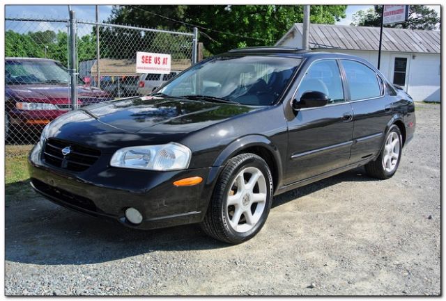 2001 Nissan Maxima SE
