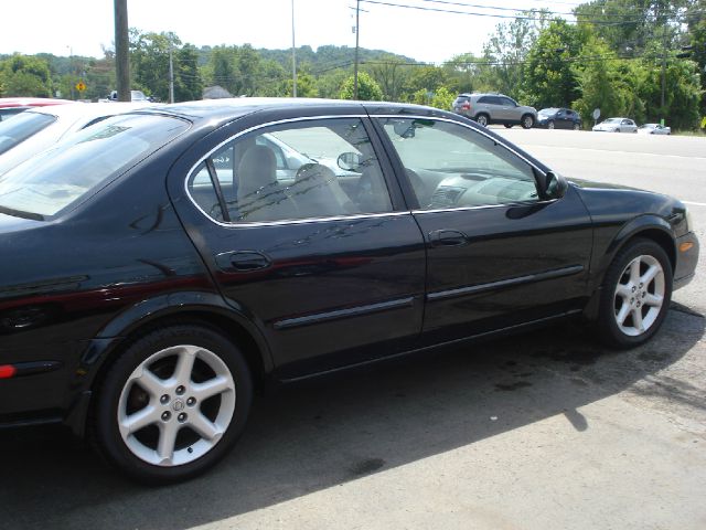 2001 Nissan Maxima SE