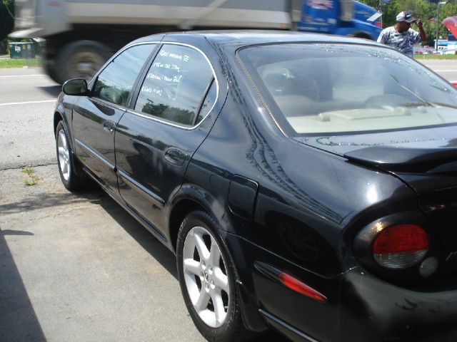 2001 Nissan Maxima SE