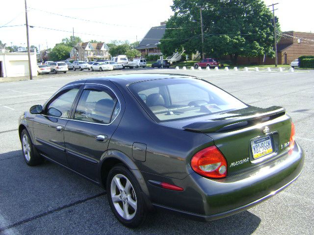 2001 Nissan Maxima 3.0 Quattro