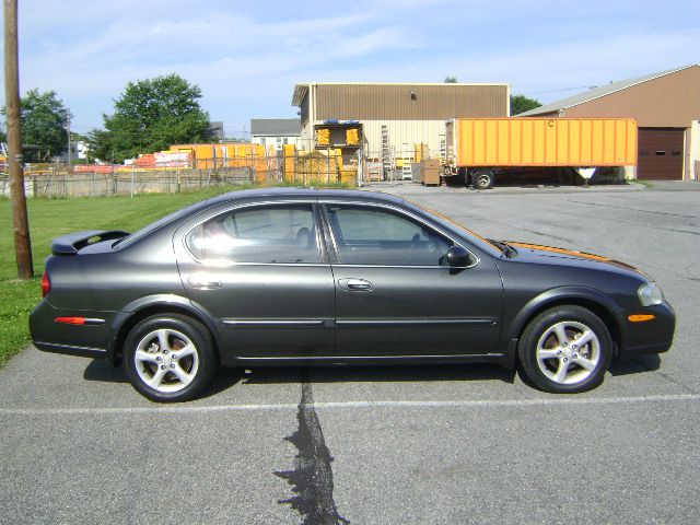 2001 Nissan Maxima 3.0 Quattro