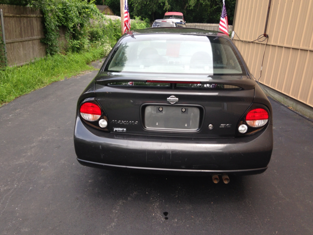 2001 Nissan Maxima SE