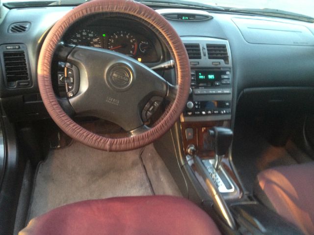 2001 Nissan Maxima 750li Xdrive 1-ownerawdnavigation Sedan