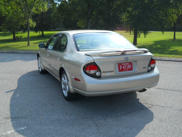 2001 Nissan Maxima SE