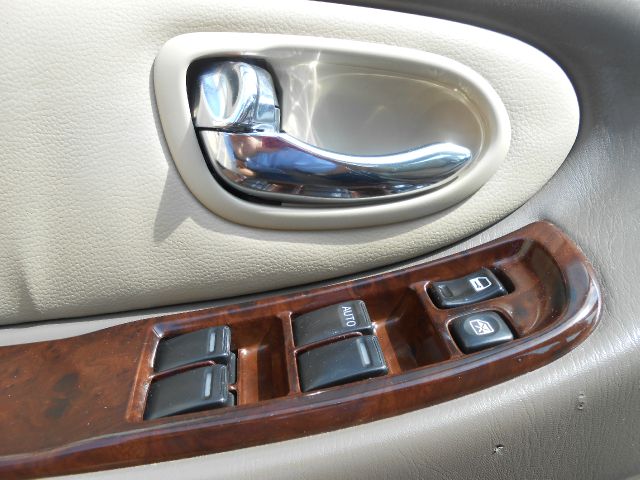 2001 Nissan Maxima 3.0 Quattro