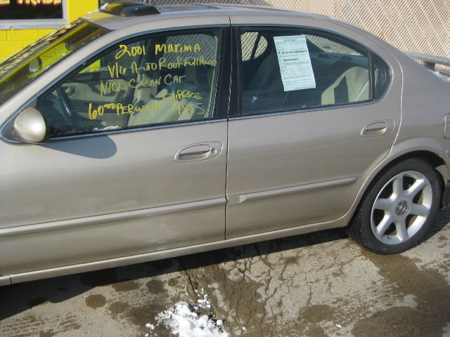 2001 Nissan Maxima SE