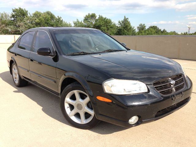 2001 Nissan Maxima SES Standard FF
