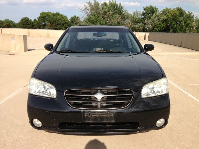 2001 Nissan Maxima SES Standard FF