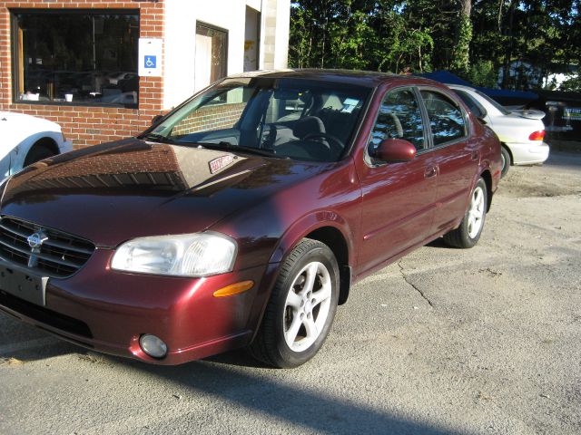 2001 Nissan Maxima SE