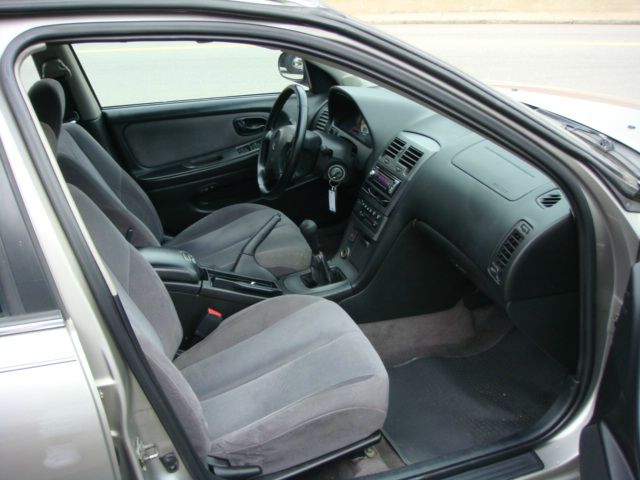 2001 Nissan Maxima SE