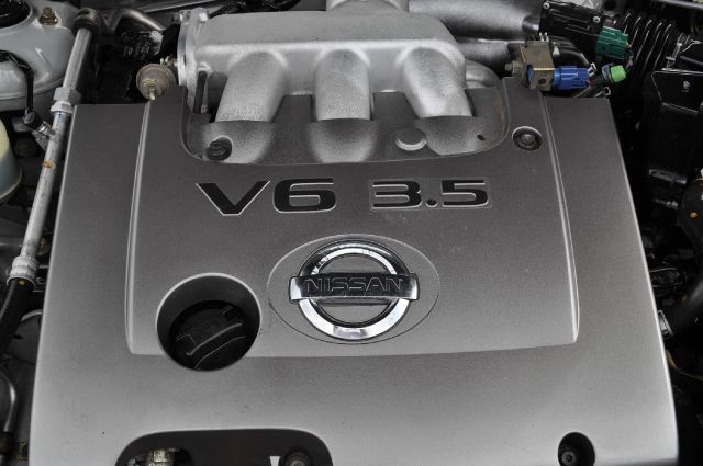 2002 Nissan Maxima SE