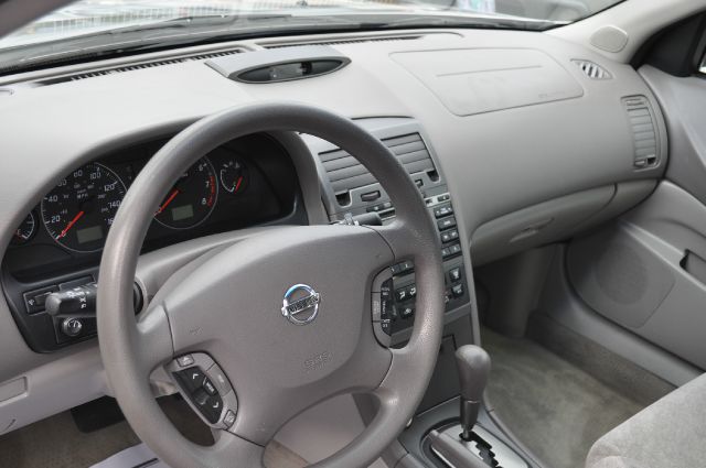 2002 Nissan Maxima SE