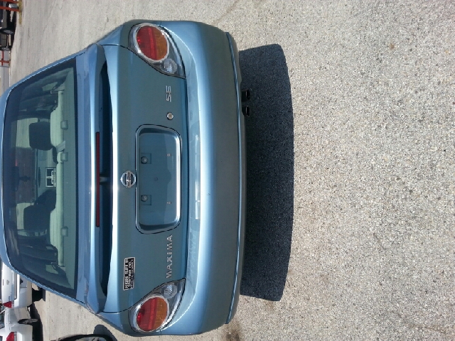 2002 Nissan Maxima SE