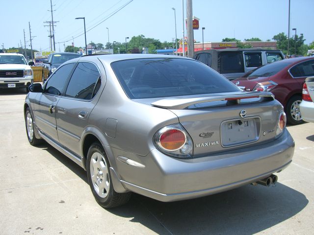 2002 Nissan Maxima 3.0 Quattro