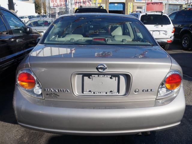 2002 Nissan Maxima 3.0 Quattro