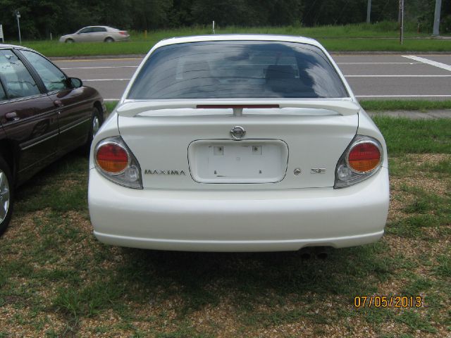 2002 Nissan Maxima SE