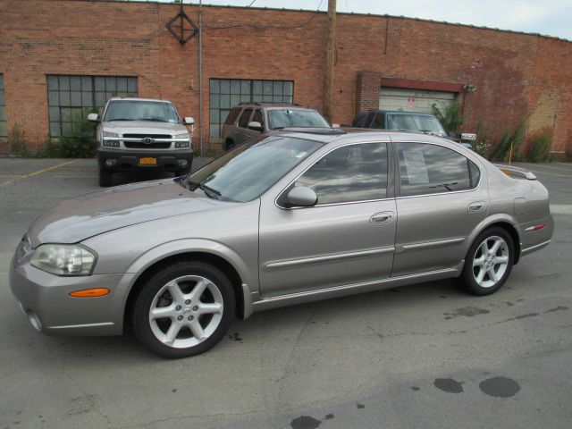 2002 Nissan Maxima SE