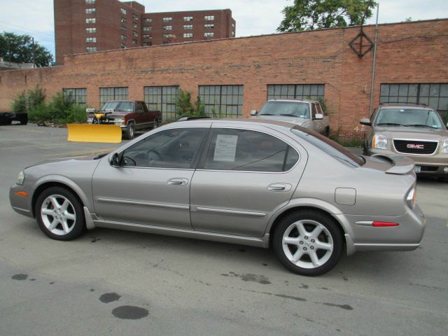 2002 Nissan Maxima SE