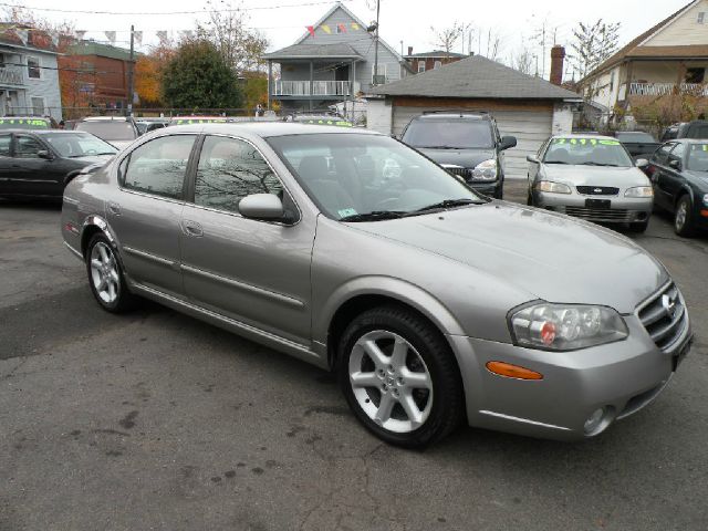 2002 Nissan Maxima SE