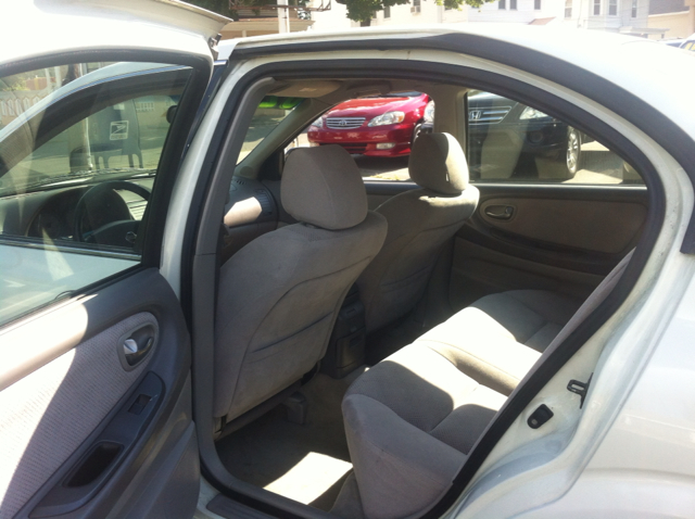 2002 Nissan Maxima SE