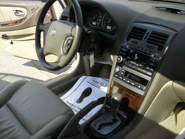 2002 Nissan Maxima 3.0 Quattro