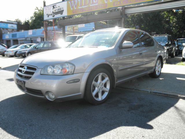 2002 Nissan Maxima SE